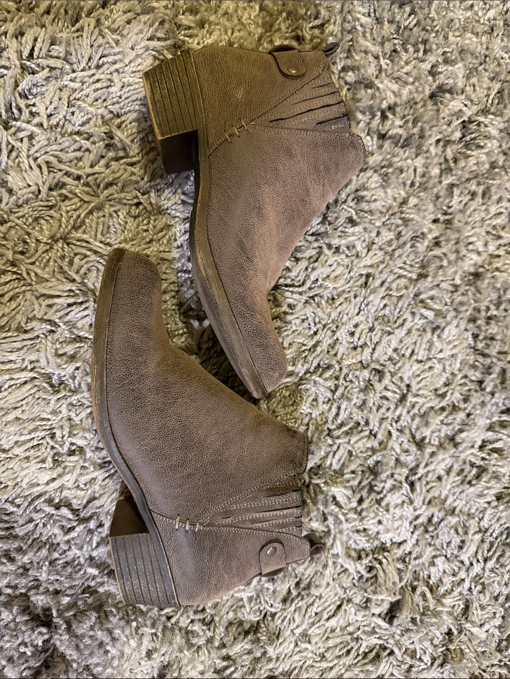 Jessica Cline Women's Taupe Suede Ankle Booties - Size 7
